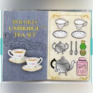 Rare Dolores Umbridge Tea Set (ultra rare) Miniverse make it mini potions series